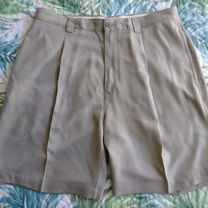 Tommy Bahama Pleated Shorts 100% Silk Size 34
